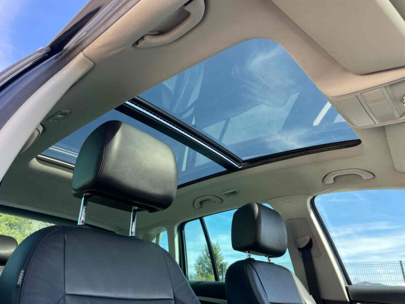 VOLKSWAGEN TIGUAN 2011