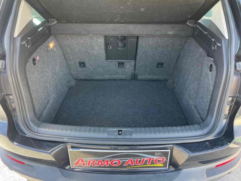 VOLKSWAGEN TIGUAN 2011