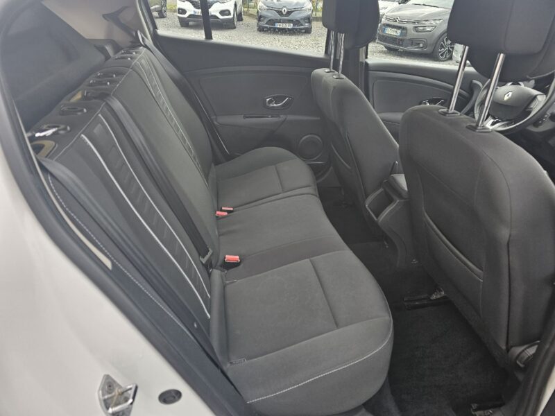 RENAULT MEGANE III 1.2 TCE 116 CHV LIMITED 