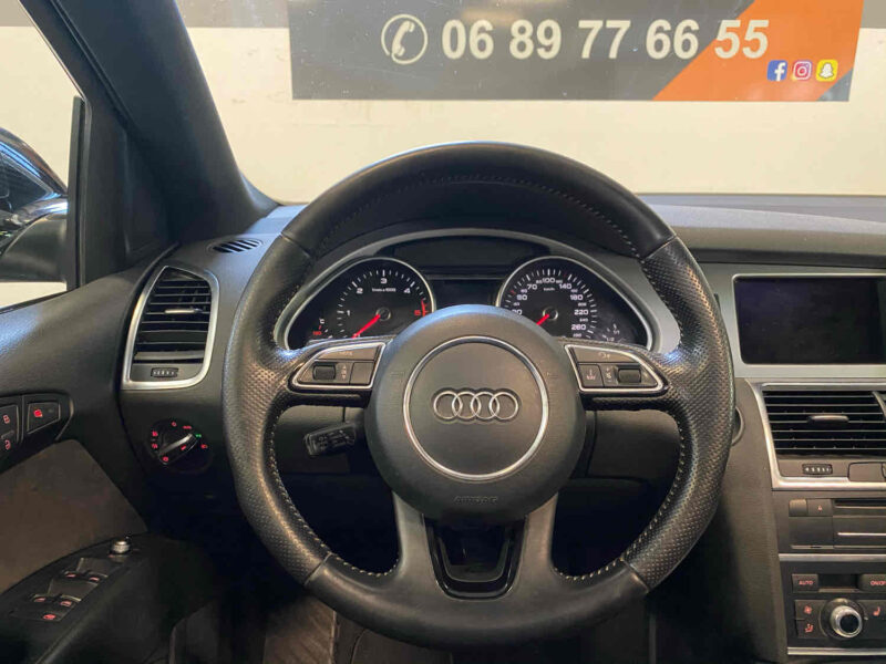 AUDI Q7 2012