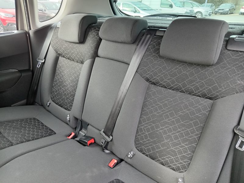 PEUGEOT 3008 Monospace 2014