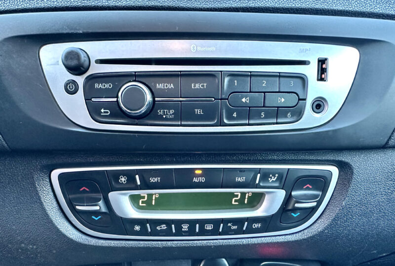 RENAULT SCÉNIC III 2013