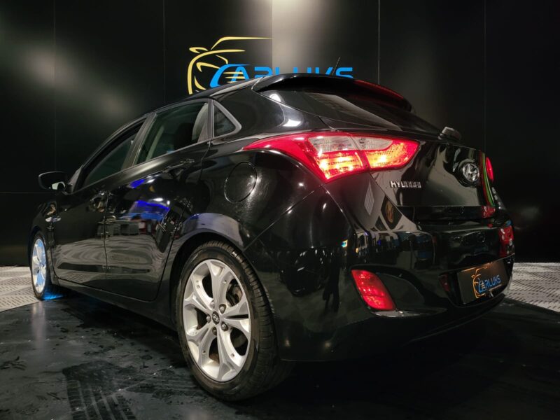 HYUNDAI I30 1.6 CRDI 90cv BLUE DRIVE Pack SENSATION , Régulateur , Climatisation 