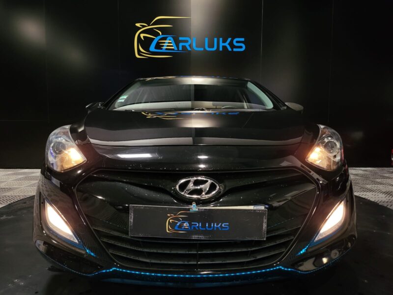 HYUNDAI I30 1.6 CRDI 90cv BLUE DRIVE Pack SENSATION , Régulateur , Climatisation 