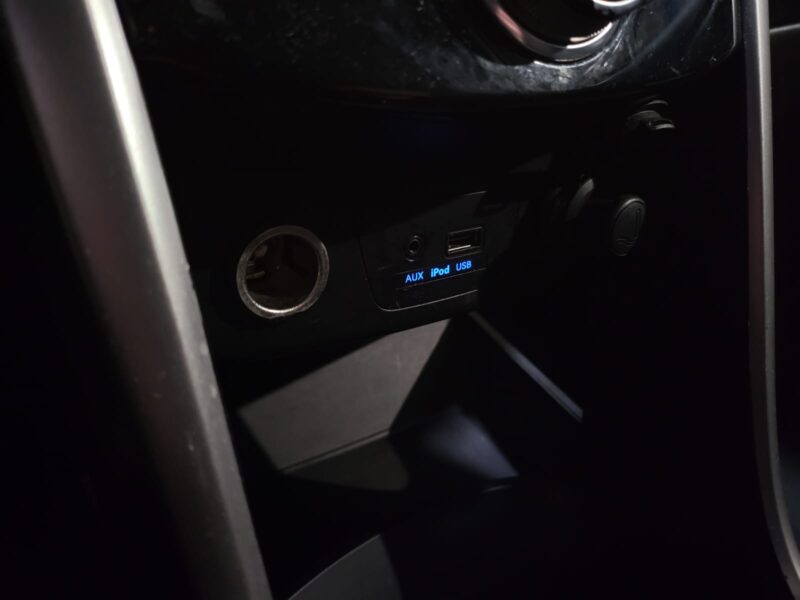 HYUNDAI I30 1.6 CRDI 90cv BLUE DRIVE Pack SENSATION , Régulateur , Climatisation 