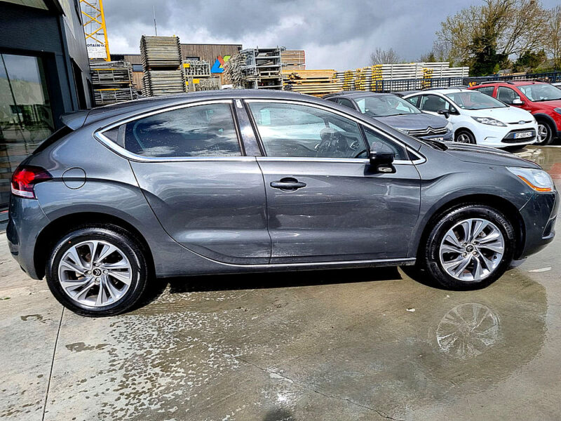 CITROEN DS4 1.6 HDi 115 So Chic