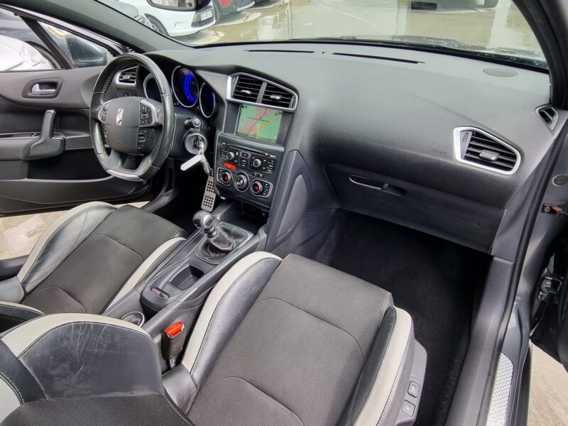 CITROEN DS4 1.6 HDi 115 So Chic
