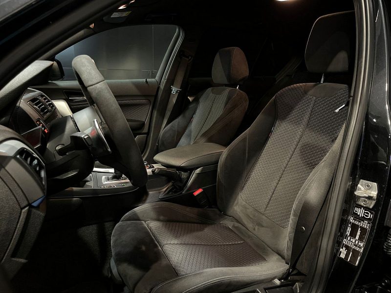 BMW SERIE 1 M 135i 3.0 l 320 cv VOLANT SHIFT LIGHT / LIGNE PERF / CARPLAY / ECRAN PHASE 2