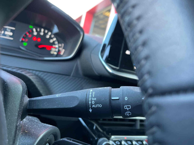 PEUGEOT 2008 II 2020