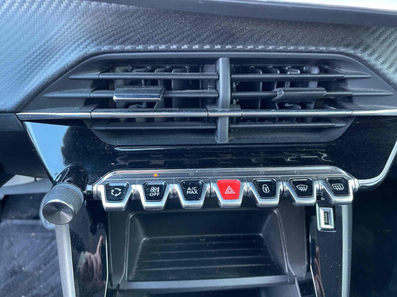 PEUGEOT 2008 II 2020