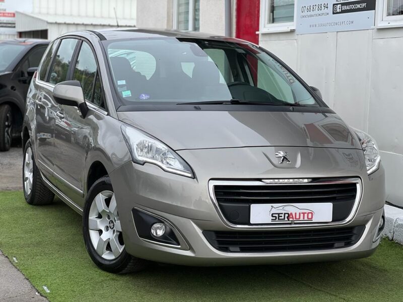 PEUGEOT 5008 2016