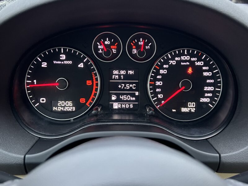 AUDI A3 II PHASE 2 SPORTBACK 2.0 TDI 140 Cv 88 200 Kms BVA TOIT OUVRANT GPS CARPLAY - Garantie1an