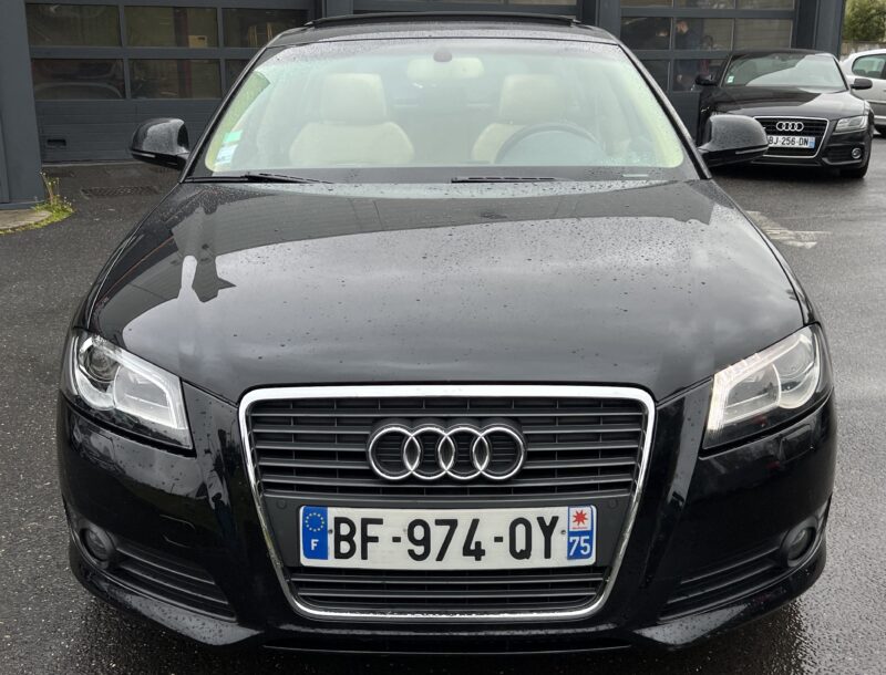 AUDI A3 II PHASE 2 SPORTBACK 2.0 TDI 140 Cv 88 200 Kms BVA TOIT OUVRANT GPS CARPLAY - Garantie1an