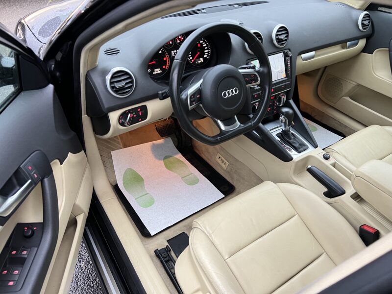 AUDI A3 II PHASE 2 SPORTBACK 2.0 TDI 140 Cv 88 200 Kms BVA TOIT OUVRANT GPS CARPLAY - Garantie1an