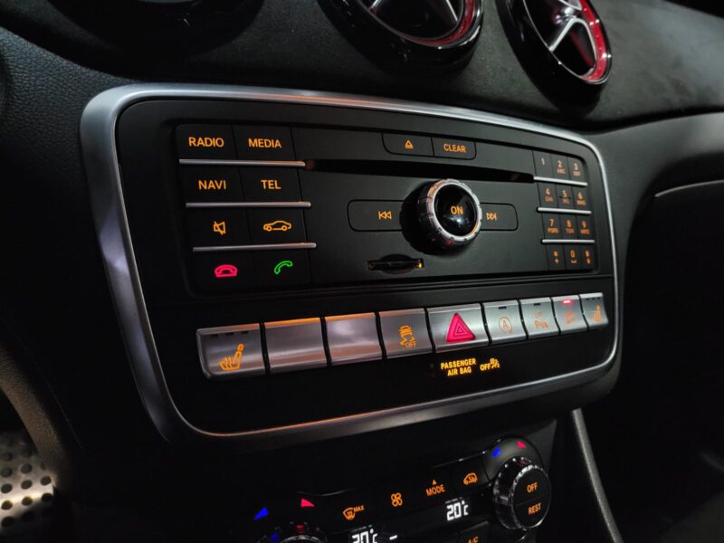 MERCEDES CLA  SHOOTING BREAK SW 45 AMG 4-MATIC 381cv TO / CARPLAY / CAMERA / SIEGE ELECT MEMOIRE