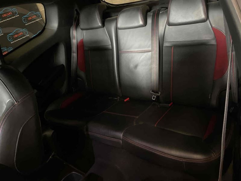 PEUGEOT 208 1.6 GTi 1598cm3 200cv