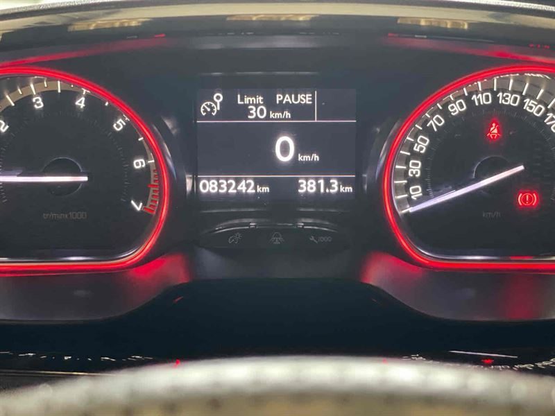 PEUGEOT 208 1.6 GTi 1598cm3 200cv