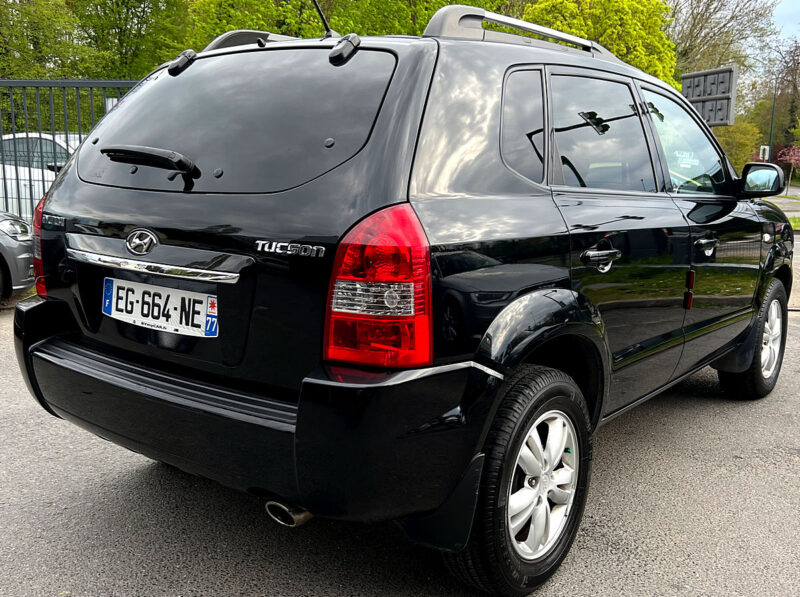 HYUNDAI TUCSON PPHASE II 2.0 140 Cv REGULATEUR BLUETOOTH INTERIEUR CUIR / CRIT AIR 2 - Garantie1an