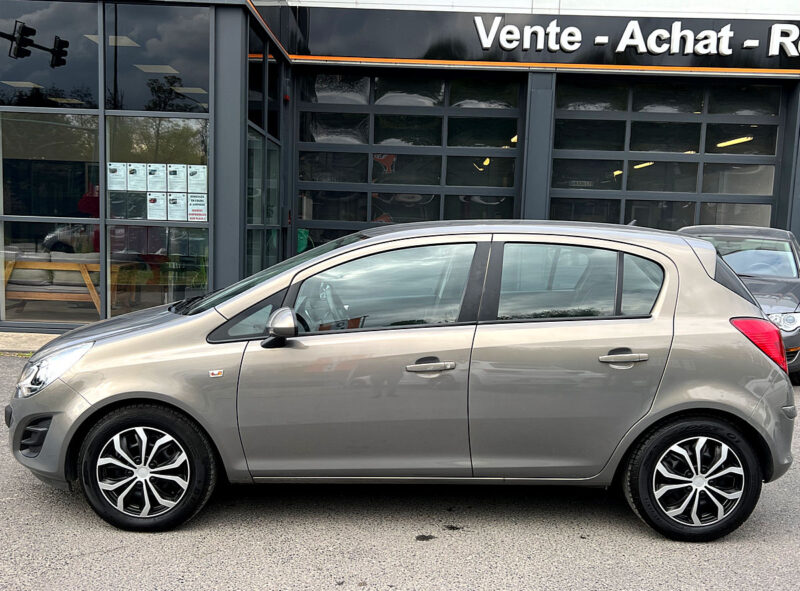 OPEL CORSA 4 IV PHASE 2 1.2 85 Cv GPL ESSENCE / 1ERE MAIN 22 000 Kms 5 PORTES CRIT AIR 1 Garantie1an