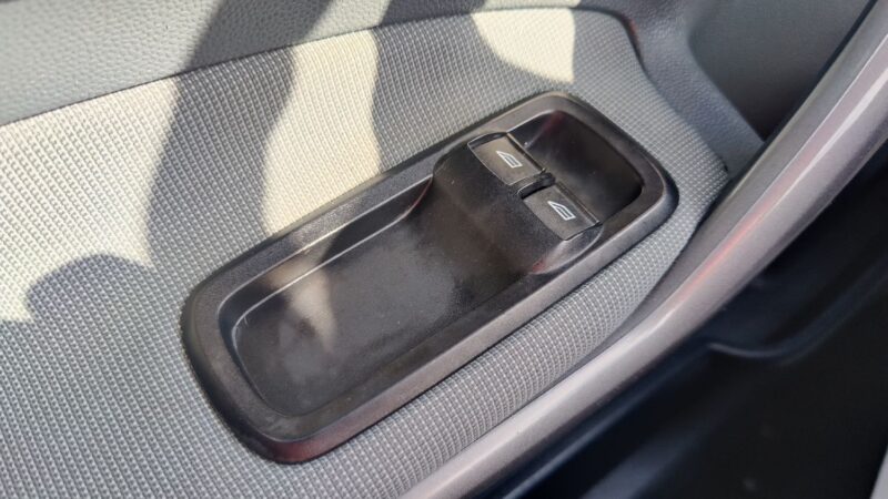 FORD FIESTA VI 1.4 TDCi 68cv TREND