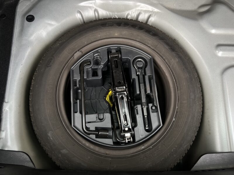 PEUGEOT 207 PHASE II 1.4 90 Cv 1ERE MAIN / BOITE AUTO 62 800 Kms 5 PORTES - Garantie1an