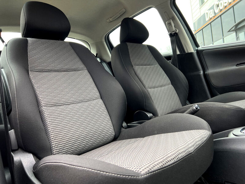 PEUGEOT 207 PHASE II 1.4 90 Cv 1ERE MAIN / BOITE AUTO 62 800 Kms 5 PORTES - Garantie1an