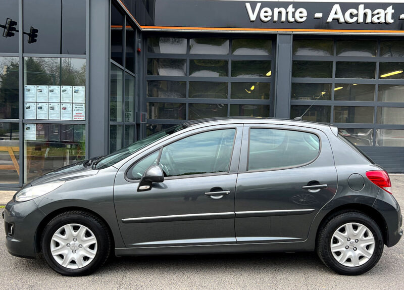 PEUGEOT 207 PHASE II 1.4 90 Cv 1ERE MAIN / BOITE AUTO 62 800 Kms 5 PORTES - Garantie1an