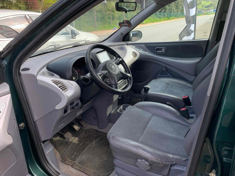 NISSAN ALMERA TINO 1.8i 120CV