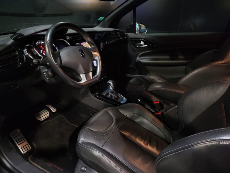 DS DS3 1.2 Puretech 110cv Performance Line, Caméra , Led , AppleCarplay