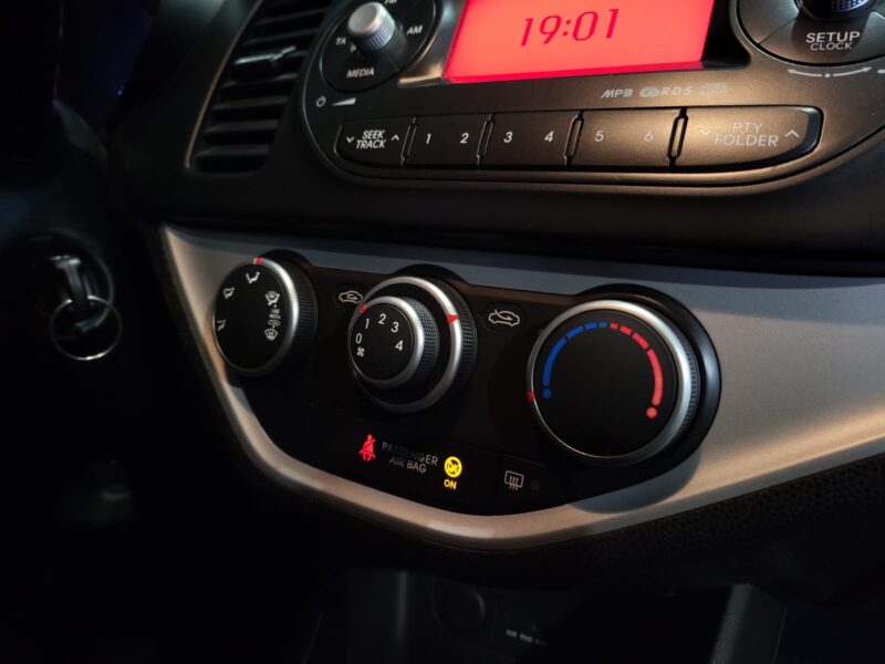 KIA PICANTO 1.0 69cv STYLE 1ere Main