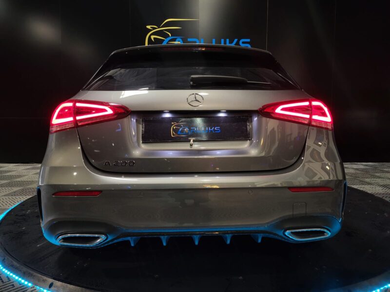 MERCEDES CLASSE A 200 2019 163cv AMG-line / TOIT OUVRANT/ENTRETIEN MERCEDES 