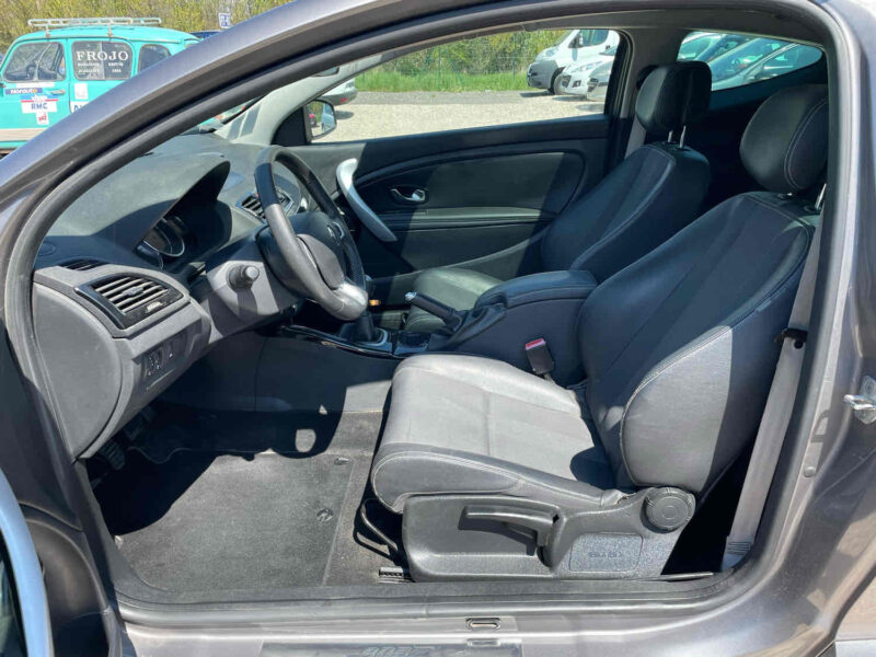 Renault Megane III BOSE Coupé 1.5 dCi 110CV