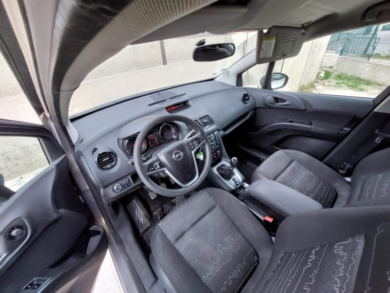 OPEL MERIVA B Monospace 2011