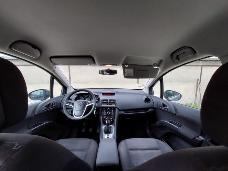 OPEL MERIVA B Monospace 2011