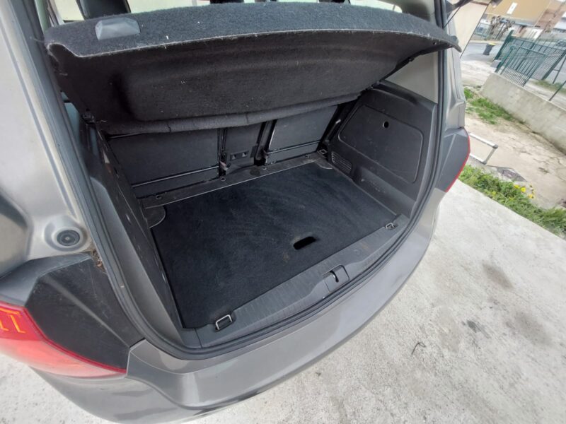 OPEL MERIVA B Monospace 2011