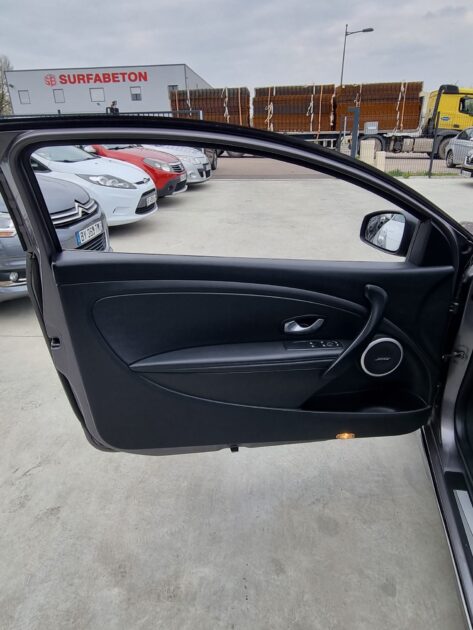 RENAULT MEGANE III Coupé 1.5 dCi 106 Privilege