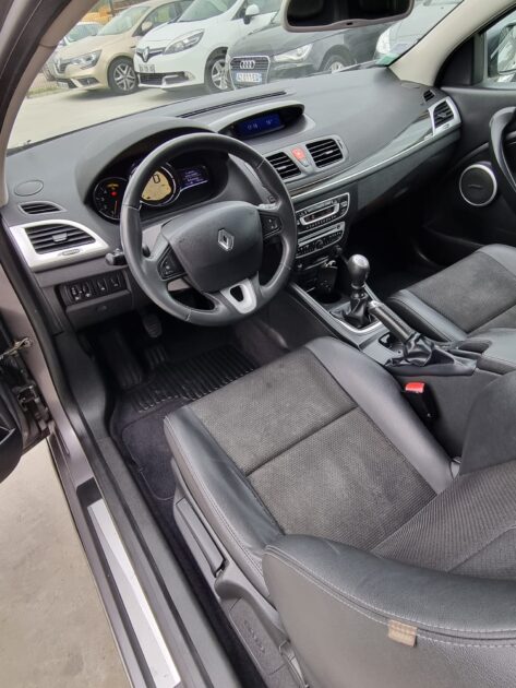 RENAULT MEGANE III Coupé 1.5 dCi 106 Privilege