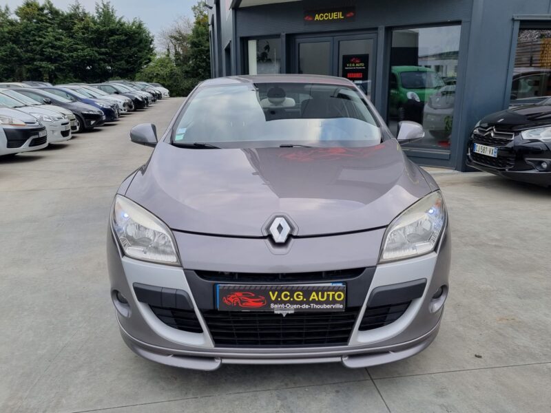 RENAULT MEGANE III Coupé 1.5 dCi 106 Privilege