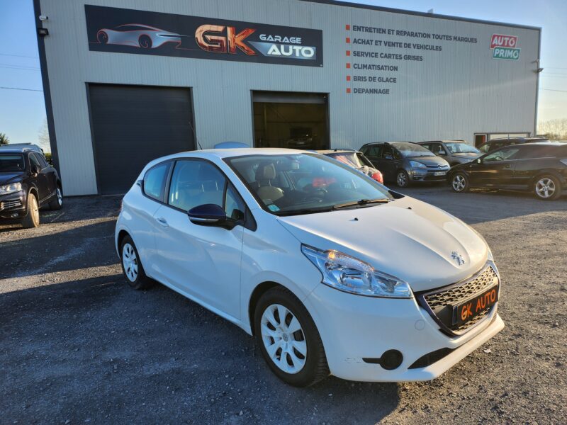PEUGEOT 208 1.0 68cv puretech like 2014 80000 km 