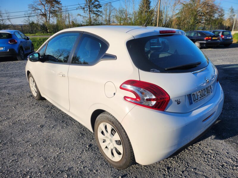 PEUGEOT 208 1.0 68cv puretech like 2014 80000 km 