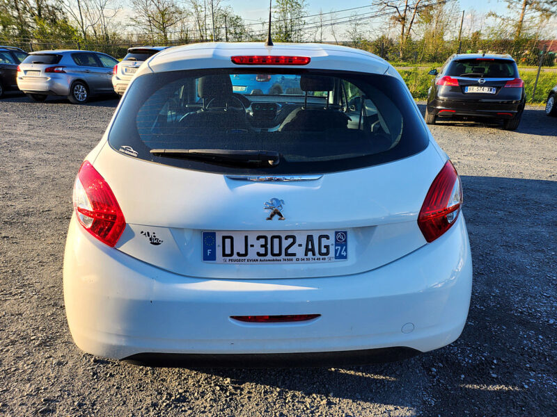 PEUGEOT 208 1.0 68cv puretech like 2014 80000 km 