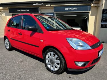 FORD FIESTA 1,4l FUTURA AUTOMATIQUE 2004