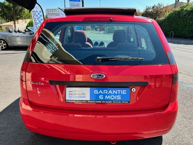 FORD FIESTA 1,4l FUTURA AUTOMATIQUE 2004