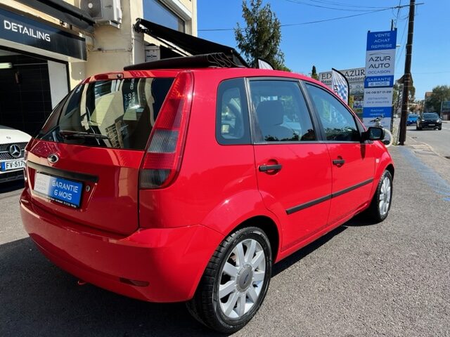 FORD FIESTA 1,4l FUTURA AUTOMATIQUE 2004