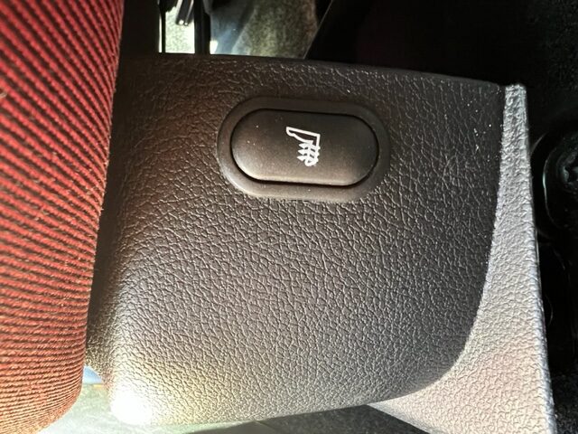 FORD FIESTA 1,4l FUTURA AUTOMATIQUE 2004