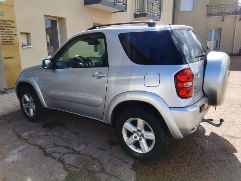 TOYOTA RAV4 2.0 d4-d 4x4 