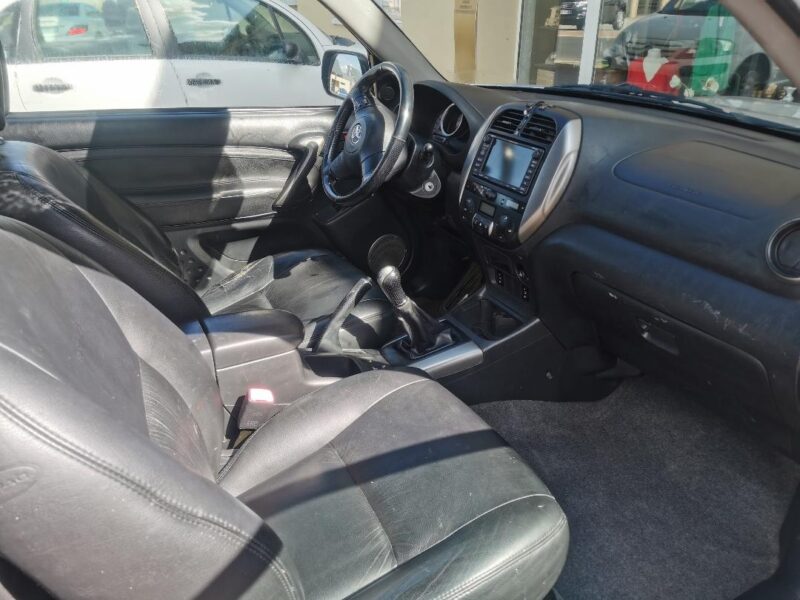 TOYOTA RAV4 2.0 d4-d 4x4 