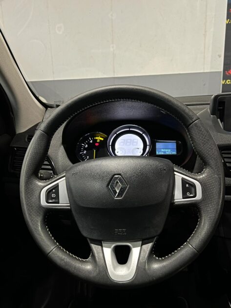 RENAULT MEGANE III Coupé 1.9DCI 130 ECO2 BOSE 