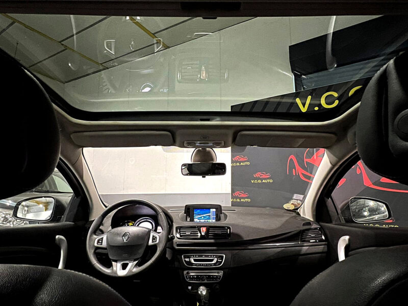 RENAULT MEGANE III Coupé 1.9DCI 130 ECO2 BOSE 