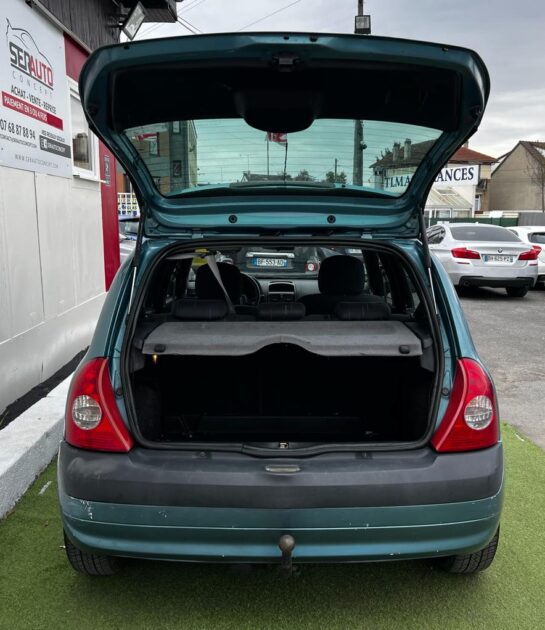 RENAULT CLIO II 2004